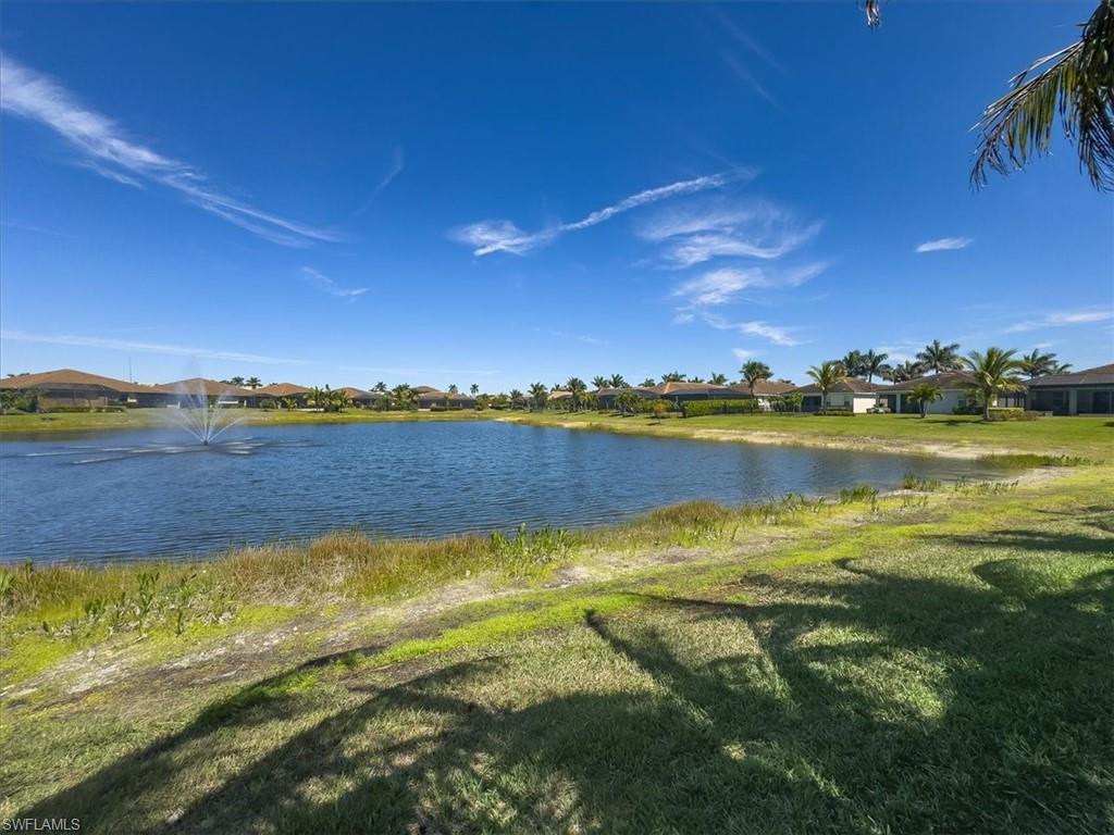 VENETIAN POINTE - Residential