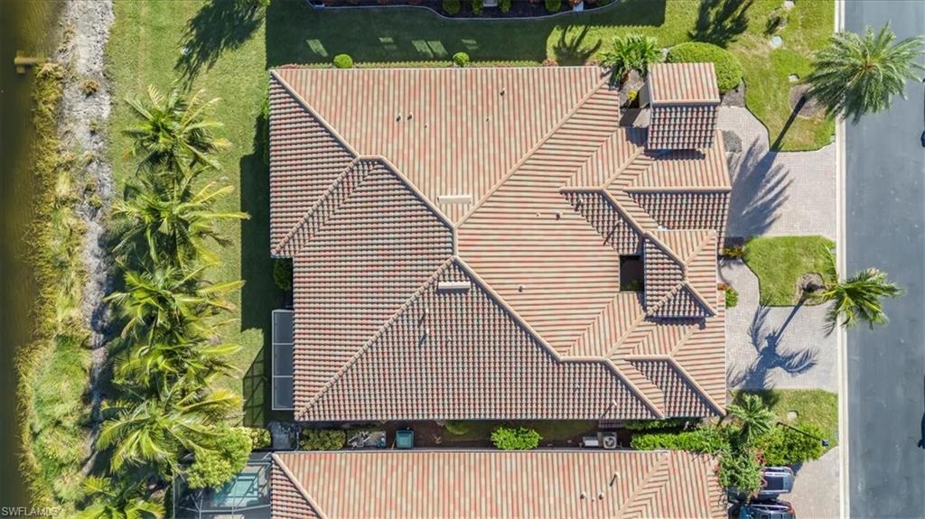 VENETIAN POINTE - Residential