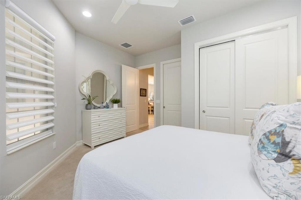 VENETIAN POINTE - Residential