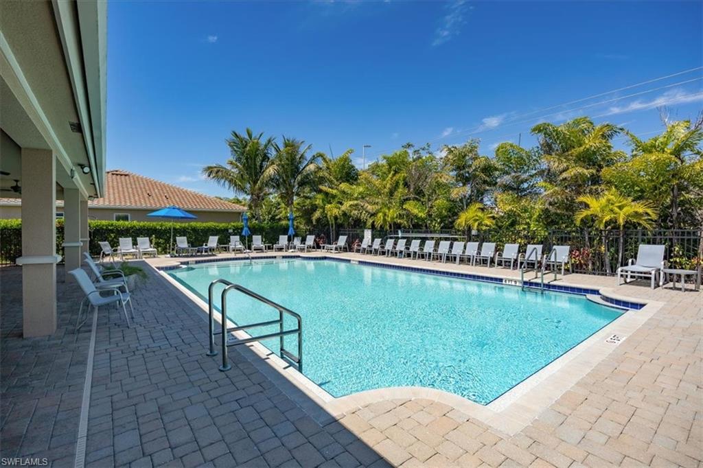 VENETIAN POINTE - Residential