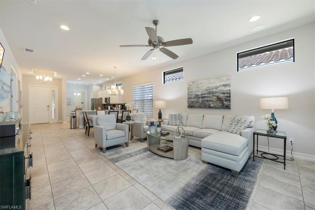 VENETIAN POINTE - Residential