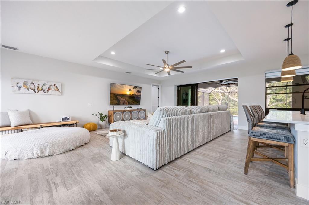 DAUGHTREYS CREEK - Residential