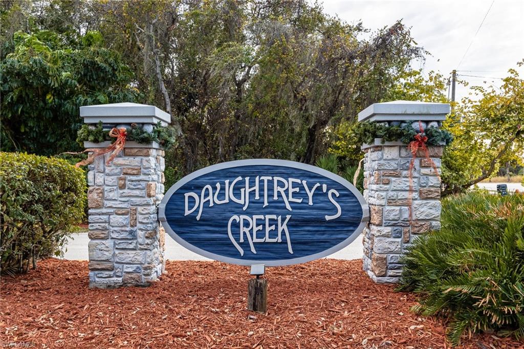 DAUGHTREYS CREEK - Residential