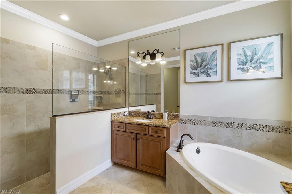 BONITA NATIONAL GOLF AND COUNTRY CLUB - Residential