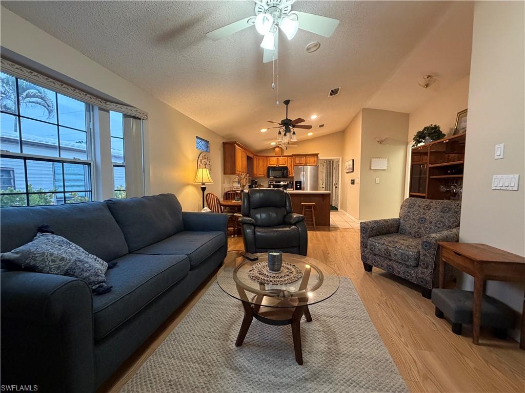 RIVERWOODS PLANTATION - Residential