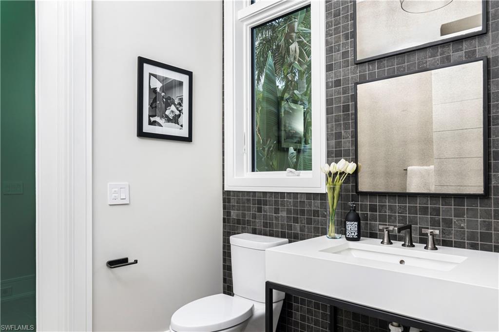 MOORINGS - Residential