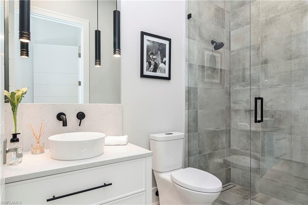 MOORINGS - Residential