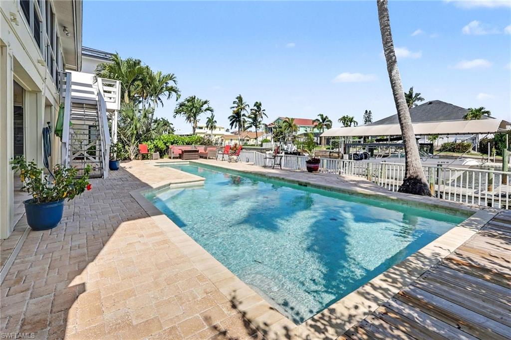 LEDFORD SHORES - Residential