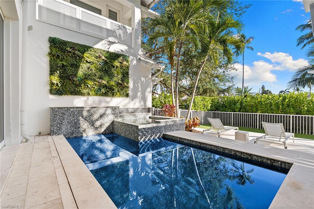 OLDE NAPLES - Residential