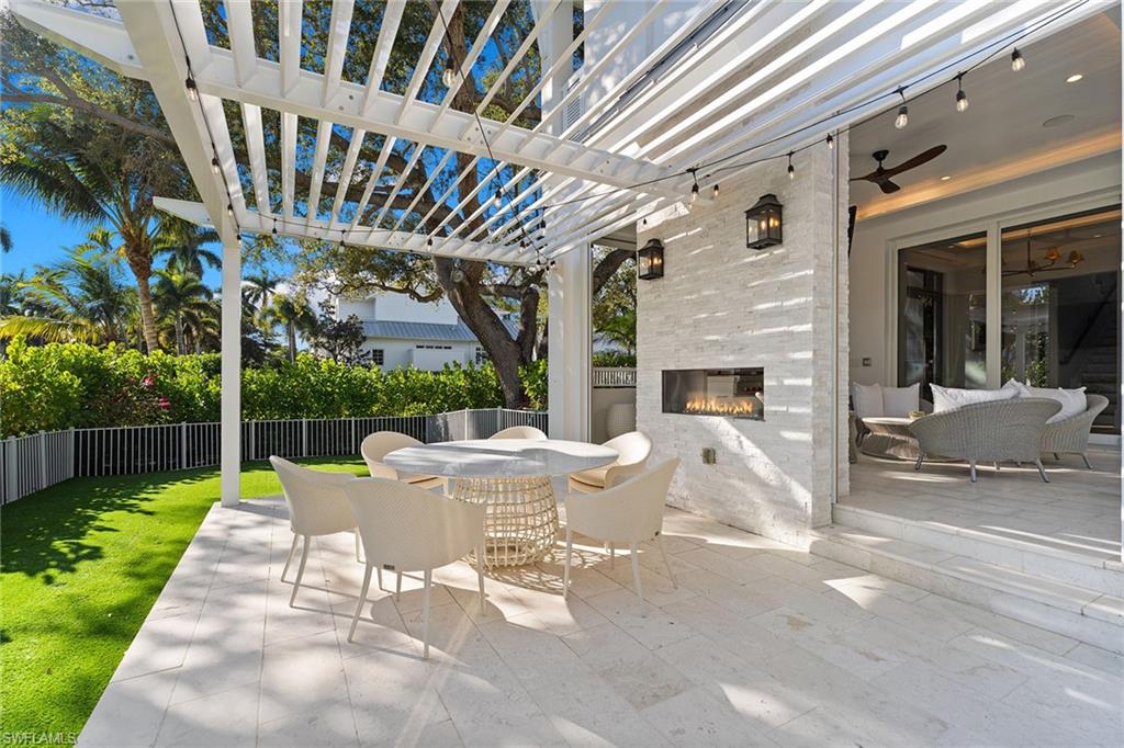 OLDE NAPLES - Residential