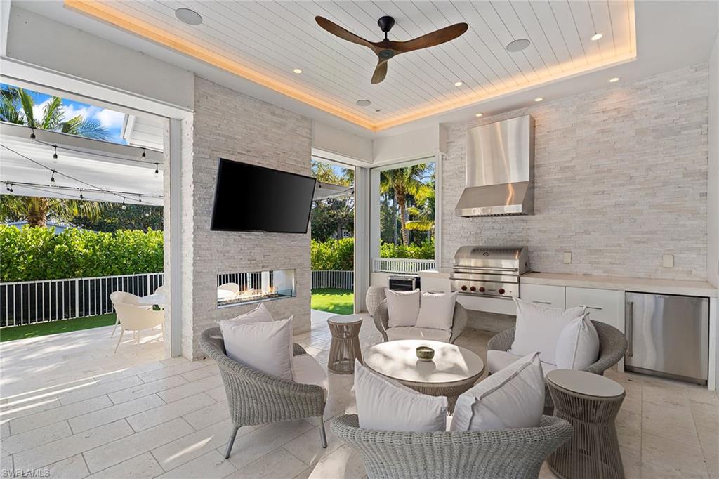 OLDE NAPLES - Residential