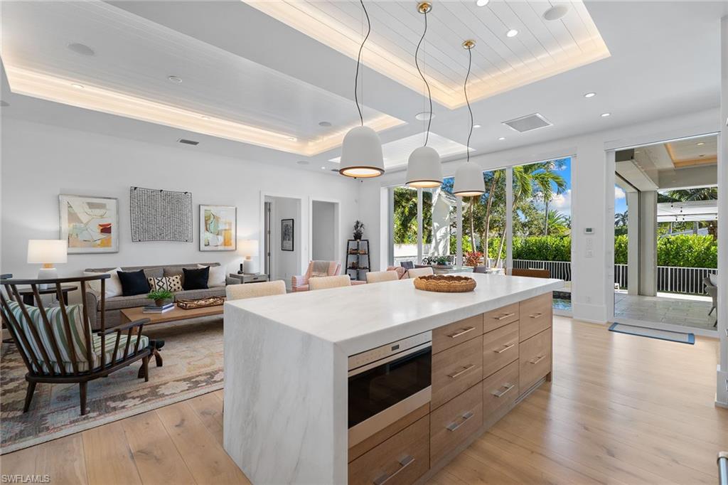 OLDE NAPLES - Residential