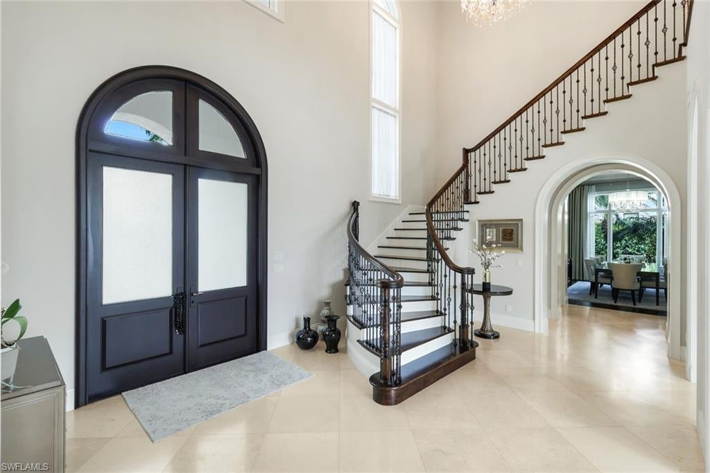 2558 Escada CT