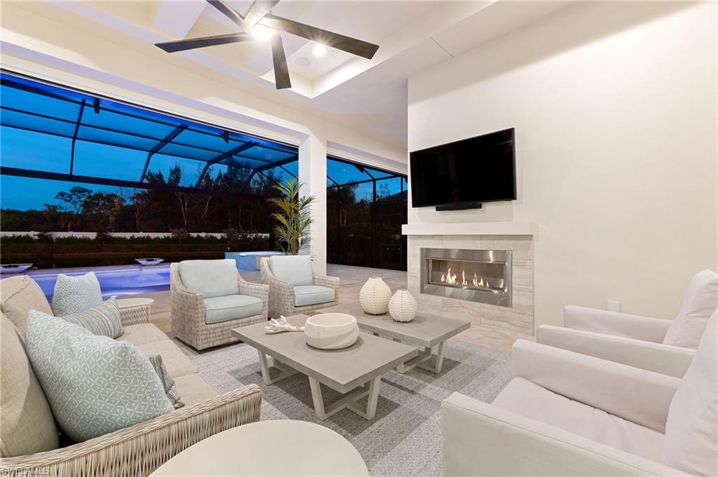 ISLES OF COLLIER PRESERVE - Residential