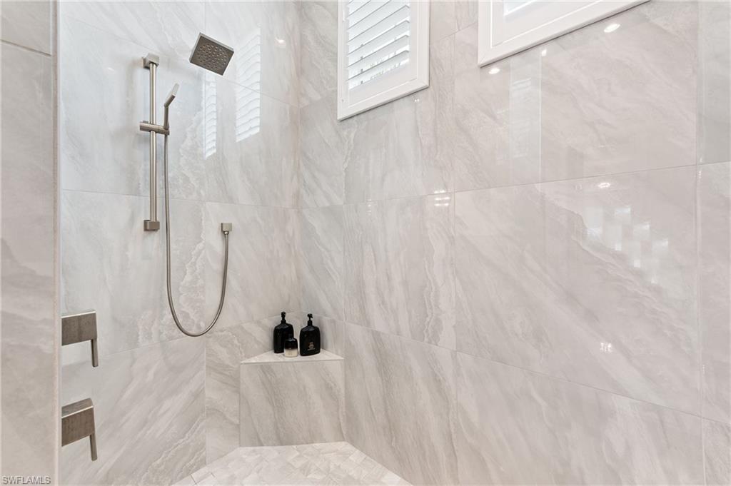 ISLES OF COLLIER PRESERVE - Residential