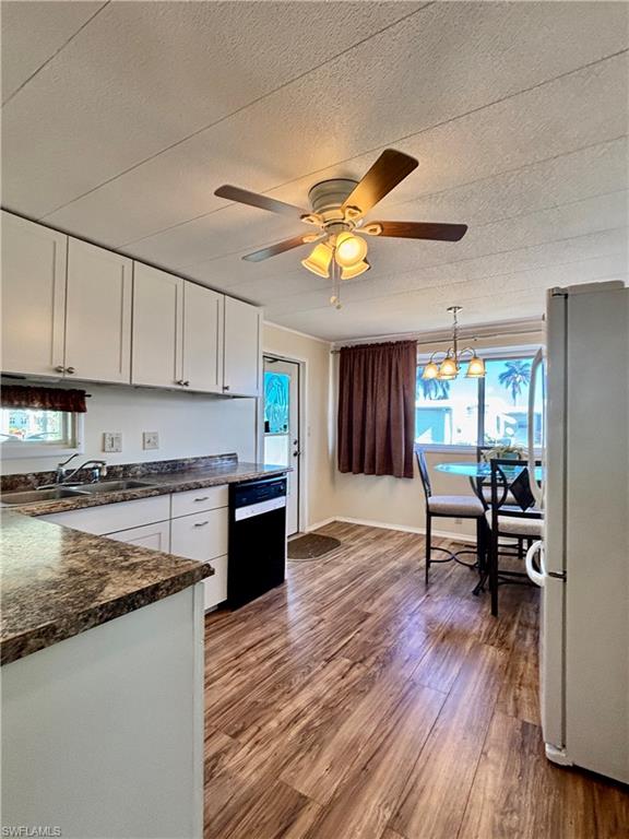 FOREST PARK MOBILE HOME - Residential