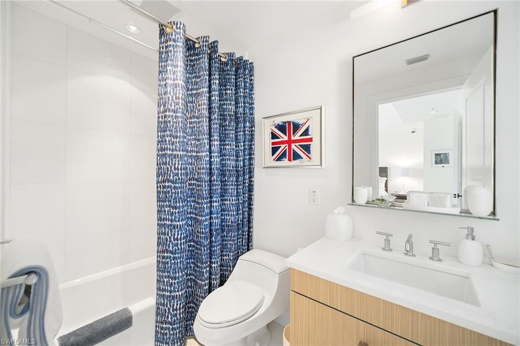 VILLAS ESCALANTE - Residential