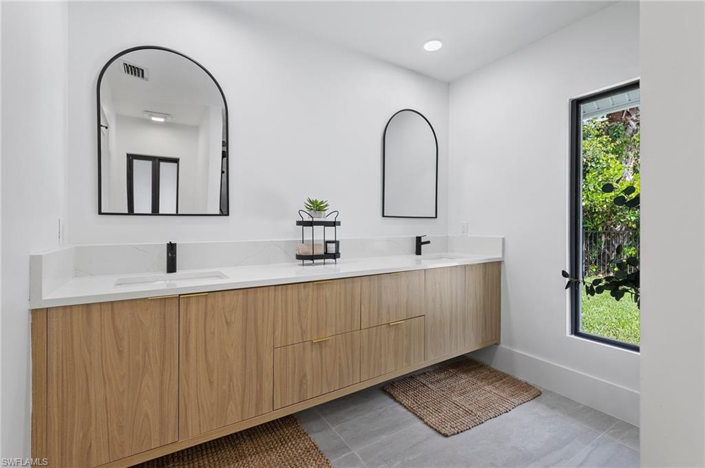 OAKMONT - Residential