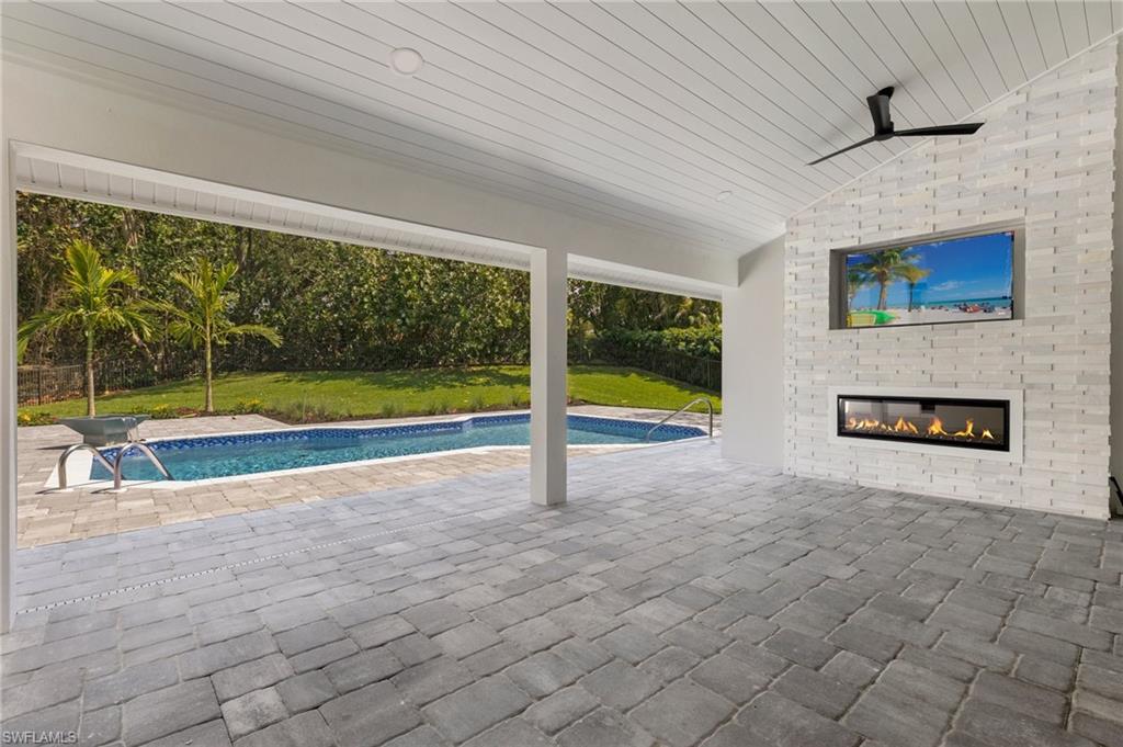 OAKMONT - Residential