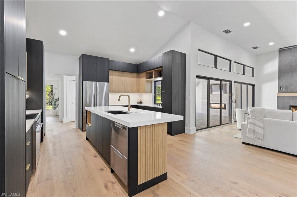 OAKMONT - Residential