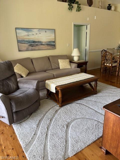 EAGLE RIDGE LAKES - Residential Lease