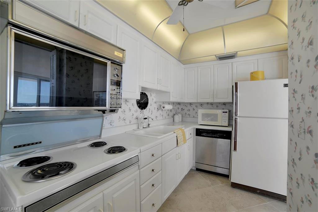 GULF VIEW CONDO - Residential