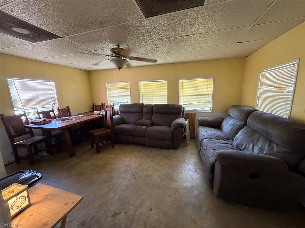 DECKER HIGHLANDS - Residential