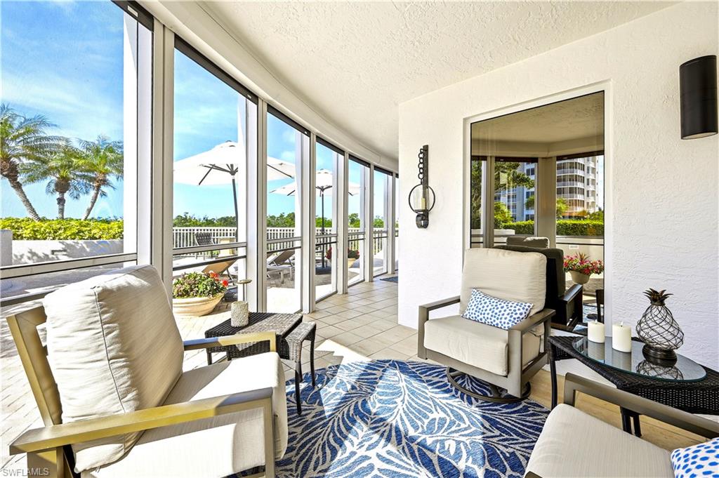 ESTANCIA - Residential