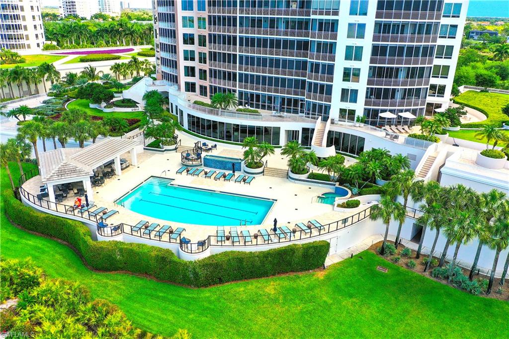 ESTANCIA - Residential