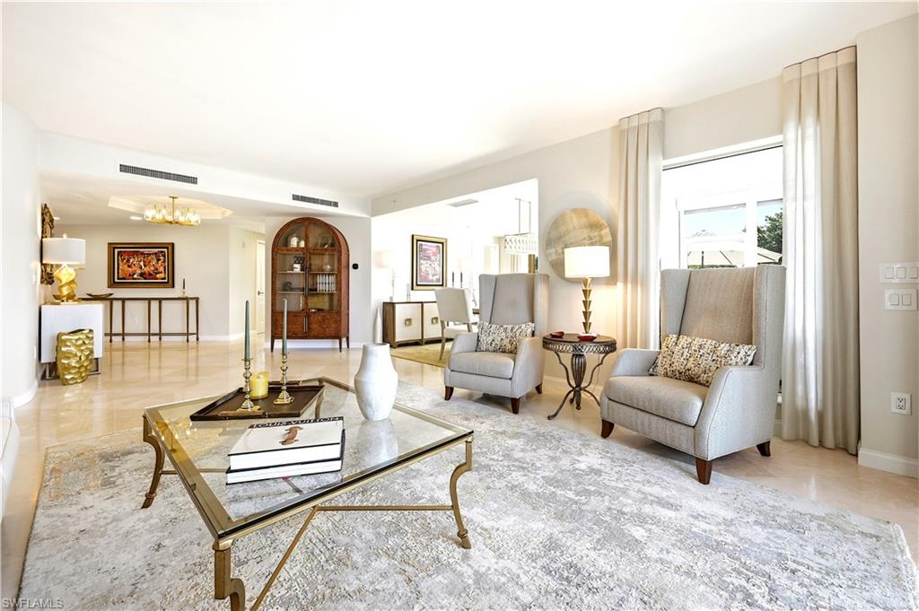 ESTANCIA - Residential