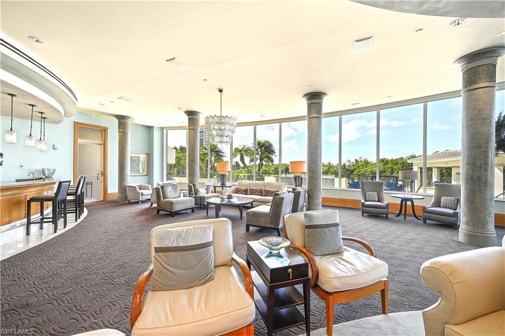 ESTANCIA - Residential