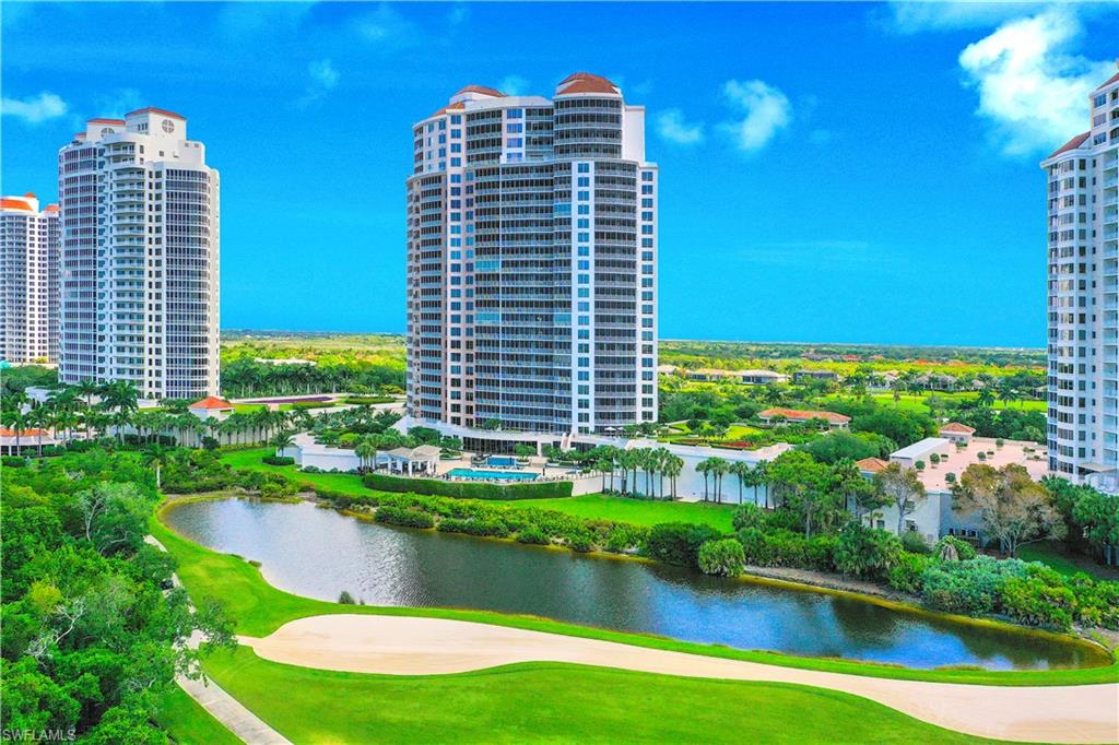 ESTANCIA - Residential