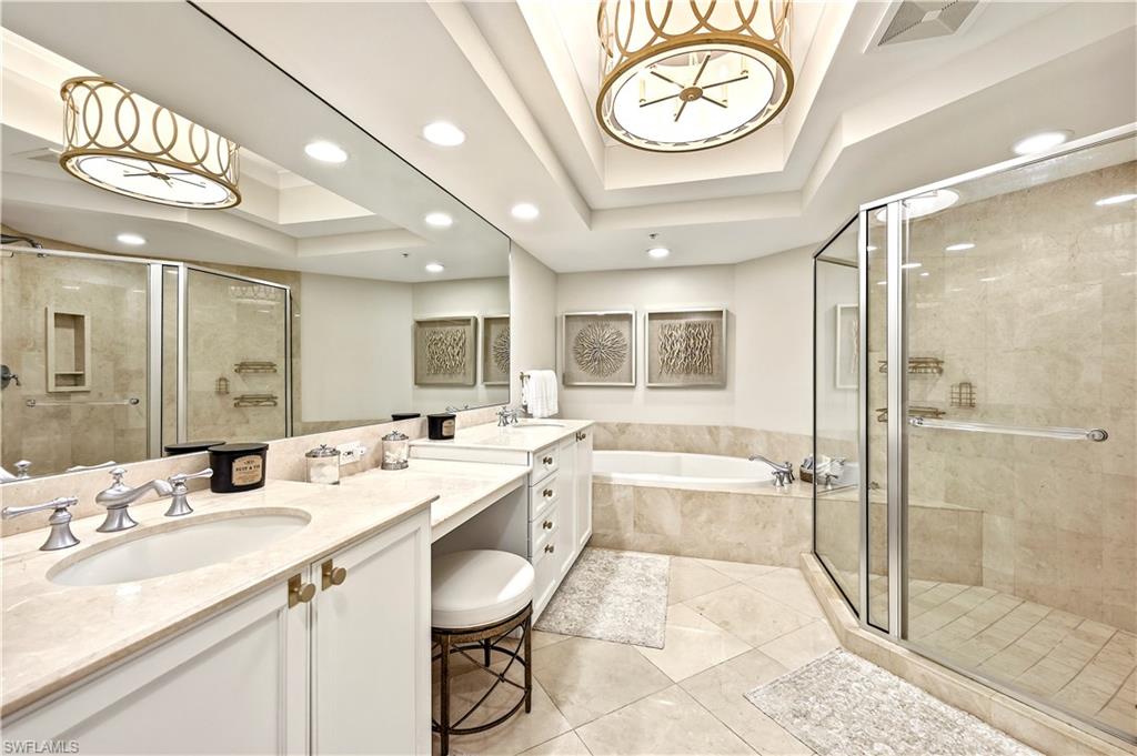 ESTANCIA - Residential