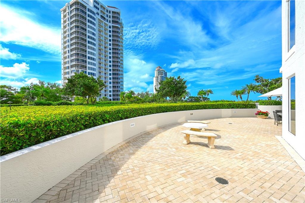 ESTANCIA - Residential