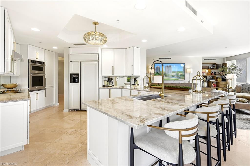 ESTANCIA - Residential