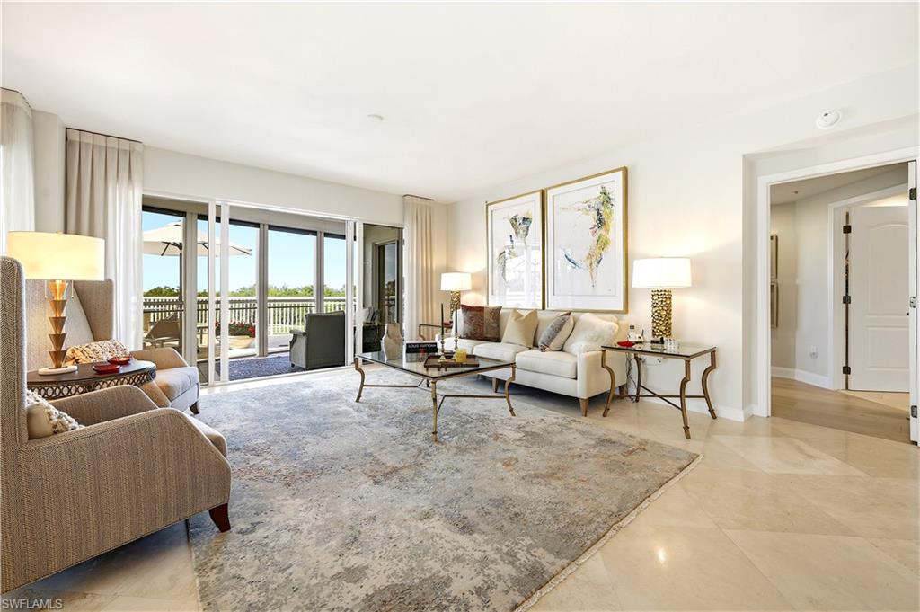 ESTANCIA - Residential