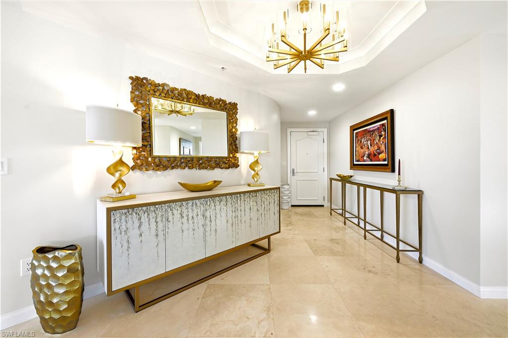 ESTANCIA - Residential