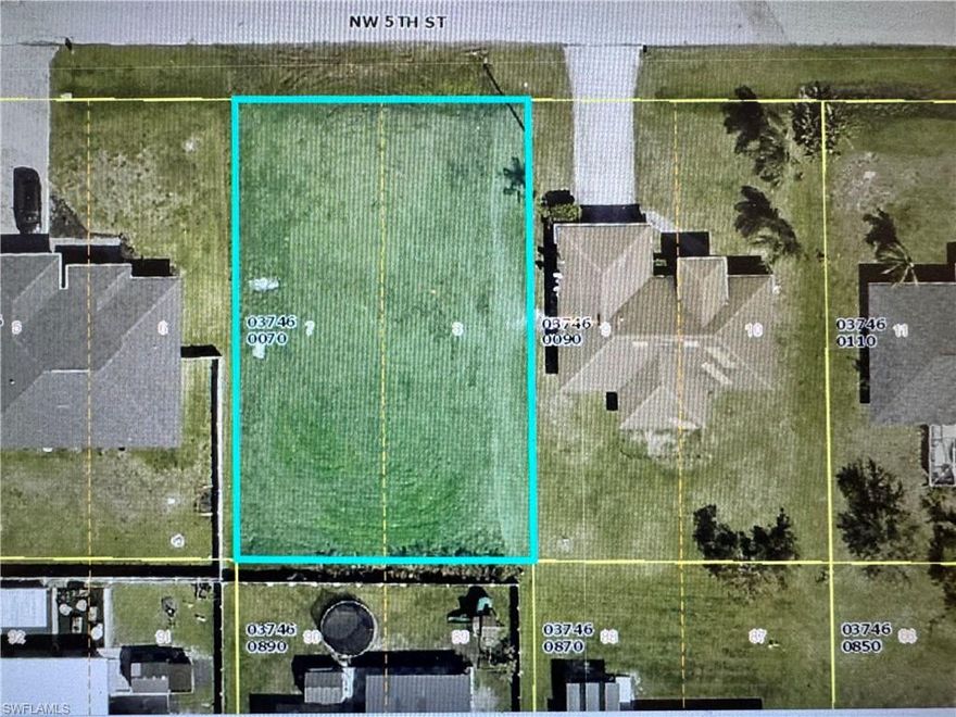 Prime vacant lot available in an excellent location, perfect for building your dream home. This spacious property offers endless possibilities, with easy access to shopping, dining, and major roadways. Nestled in a desirable neighborhood, it provides the perfect balance of tranquility and convenience. Don’t miss out on this rare opportunity to create a custom home in a highly sought-after area!