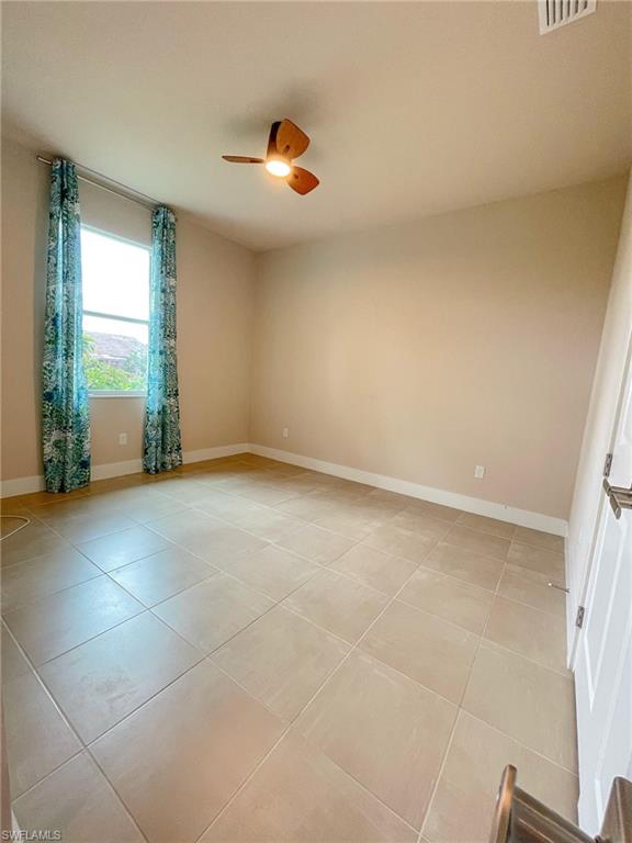 SAN CARLOS PARK - Residential