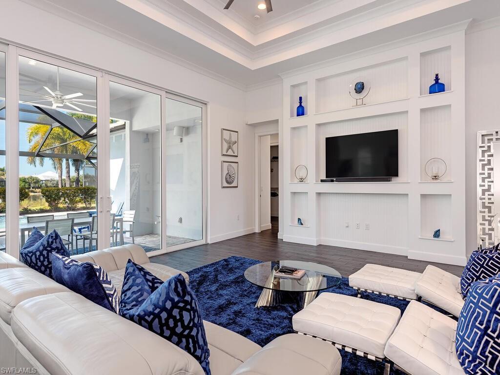 ISLES OF COLLIER PRESERVE - Residential