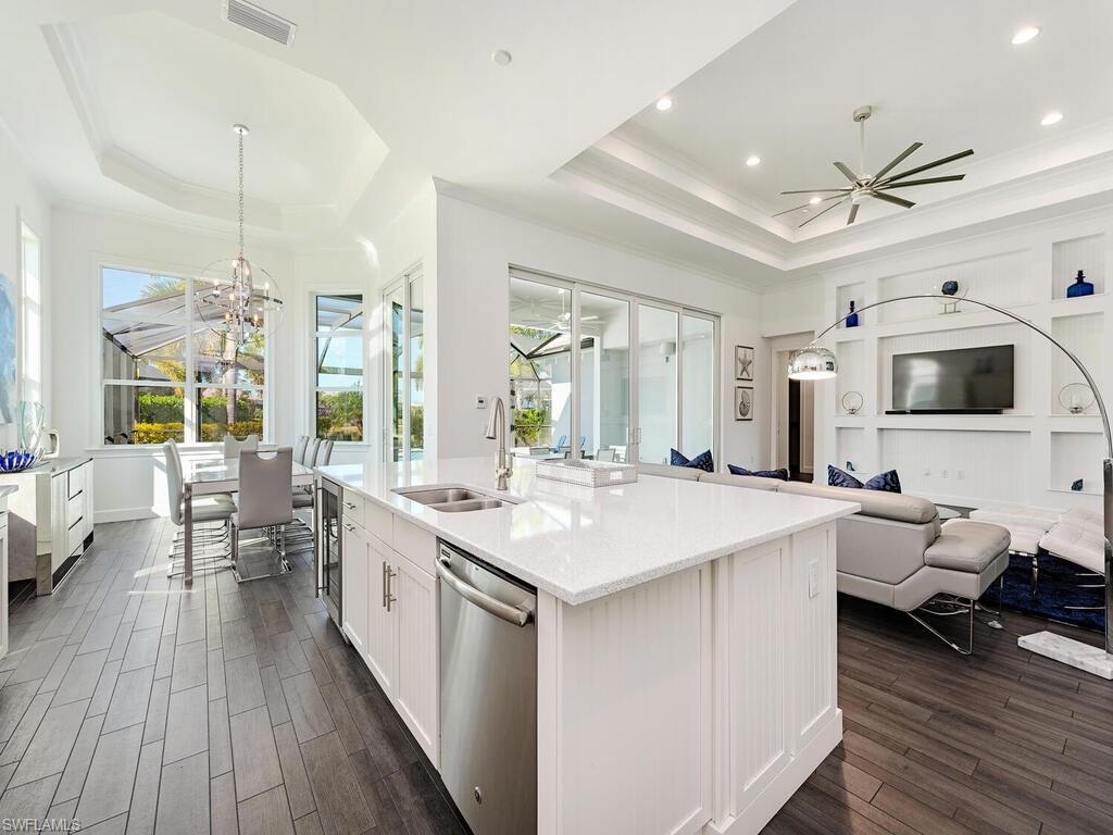 ISLES OF COLLIER PRESERVE - Residential