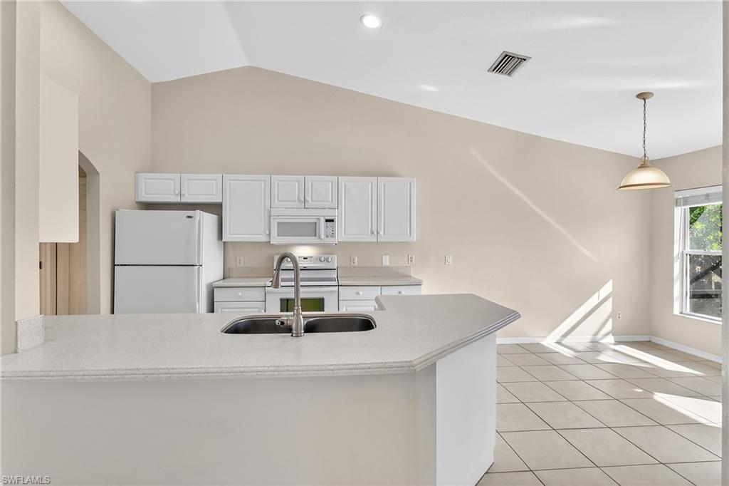 CAPE CORAL - Residential Lease