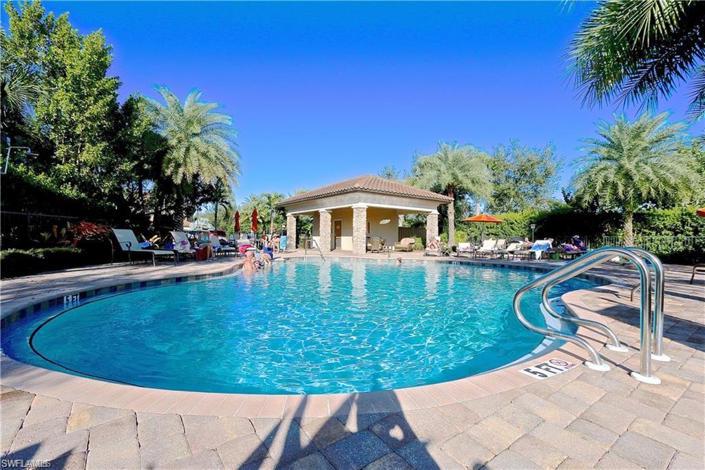 ESPLANADE - Residential