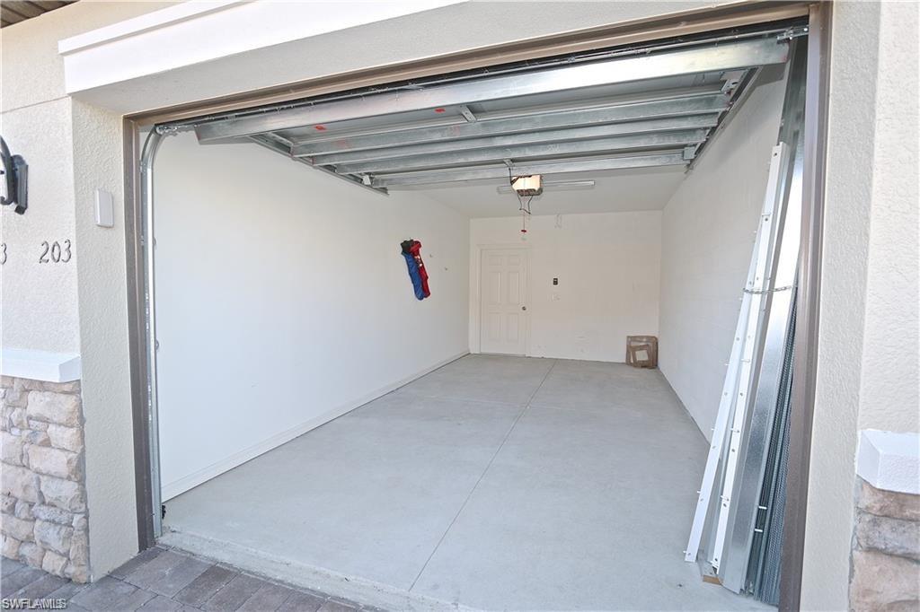 ESPLANADE - Residential