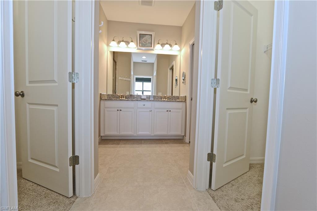 ESPLANADE - Residential