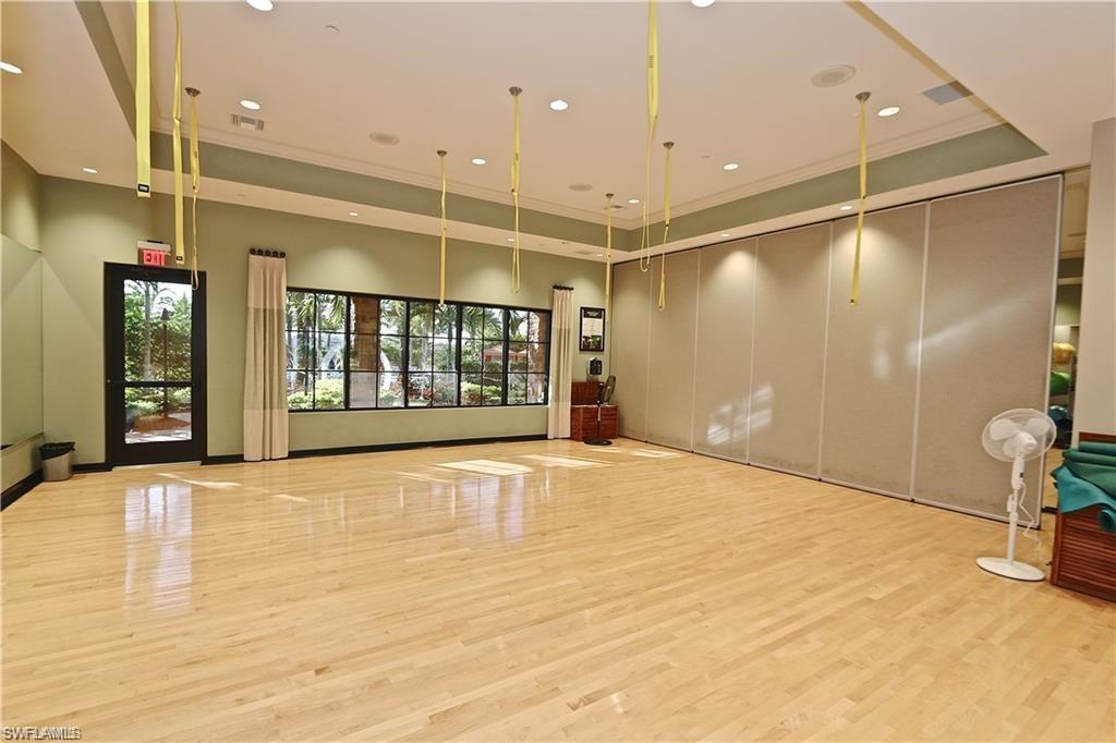 ESPLANADE - Residential