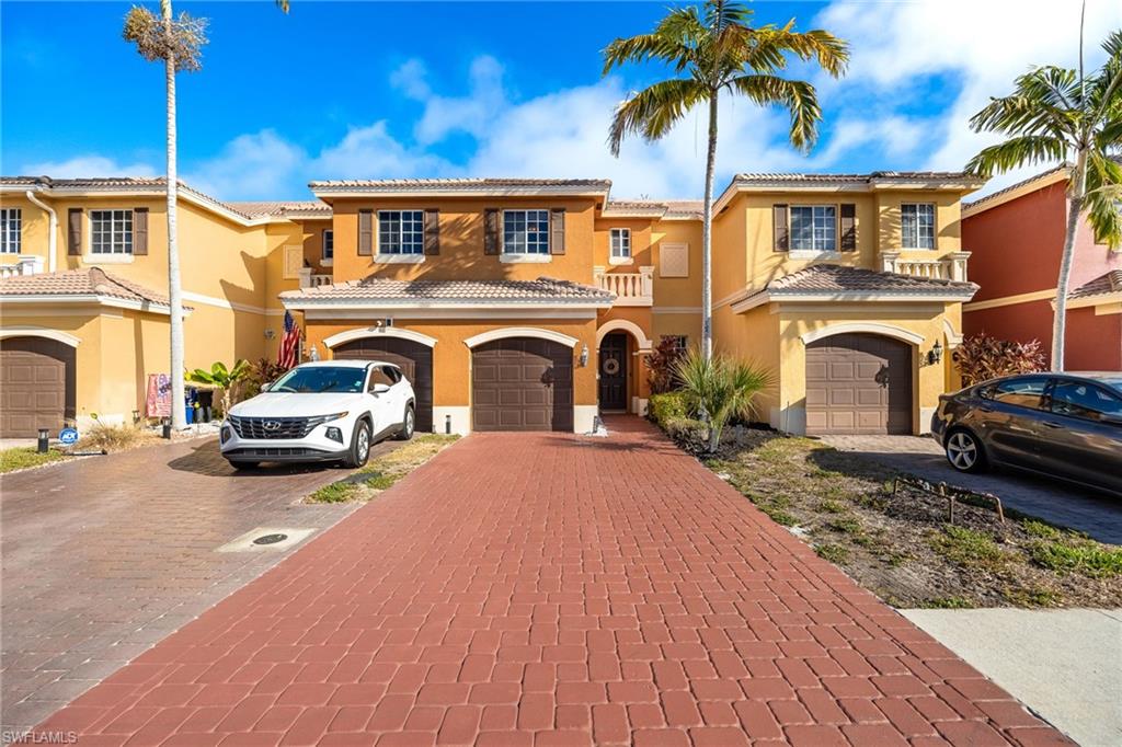 COPPER OAKS - Residential