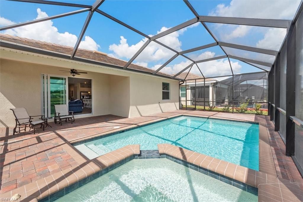 COUNTRY CLUB - Residential