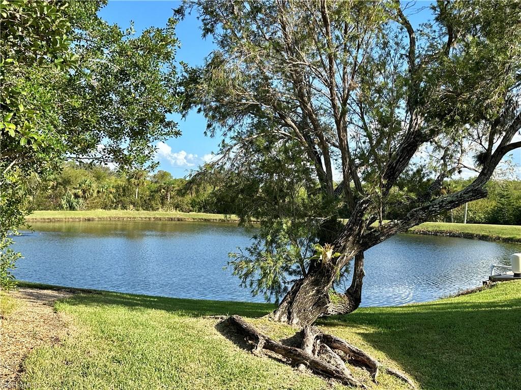 FOXMOOR LAKES - Residential Lease