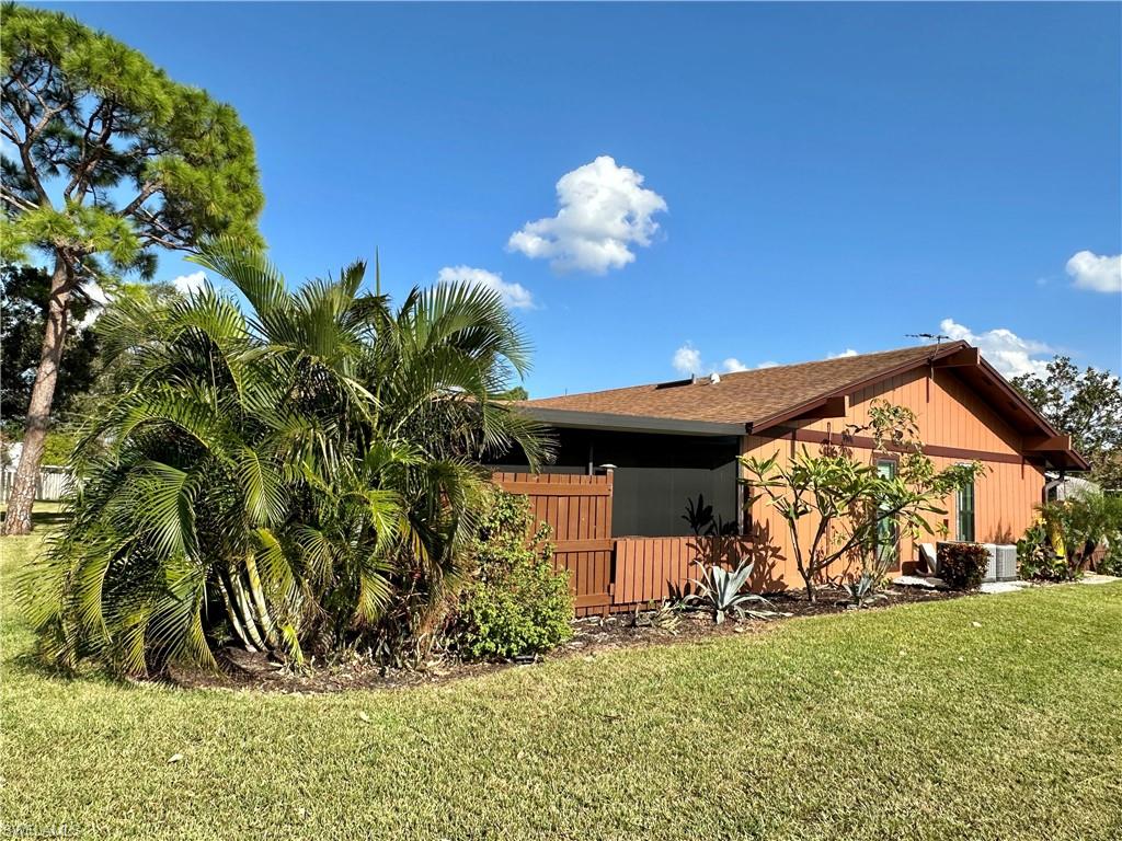 FOXMOOR LAKES - Residential Lease